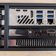La parte trasera del NUC 89 Extreme